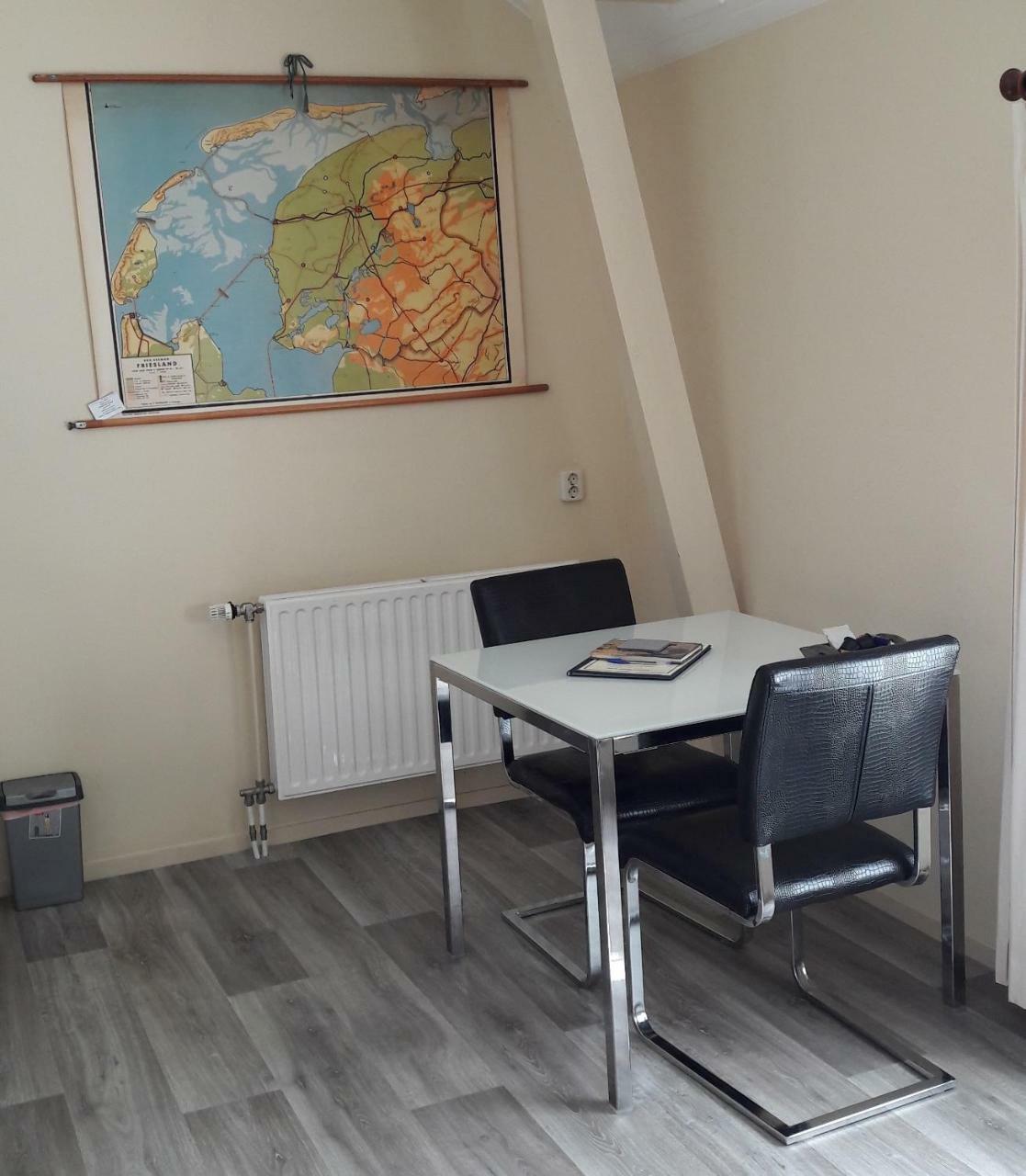 Logement 'De Witte Klok' Oude Bildtzijl Exterior photo